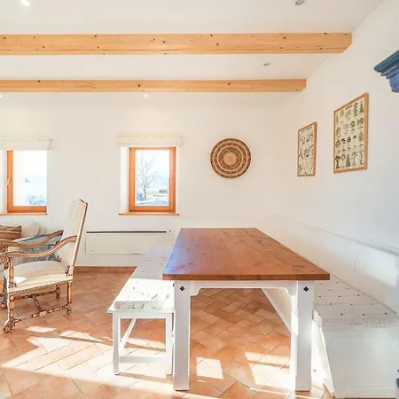 Dandelion House Дом отдыха *