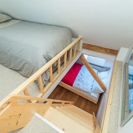 Dandelion House Дом отдыха Поджеле