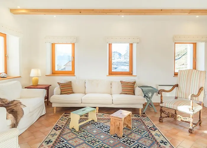 Dandelion House Podjelje