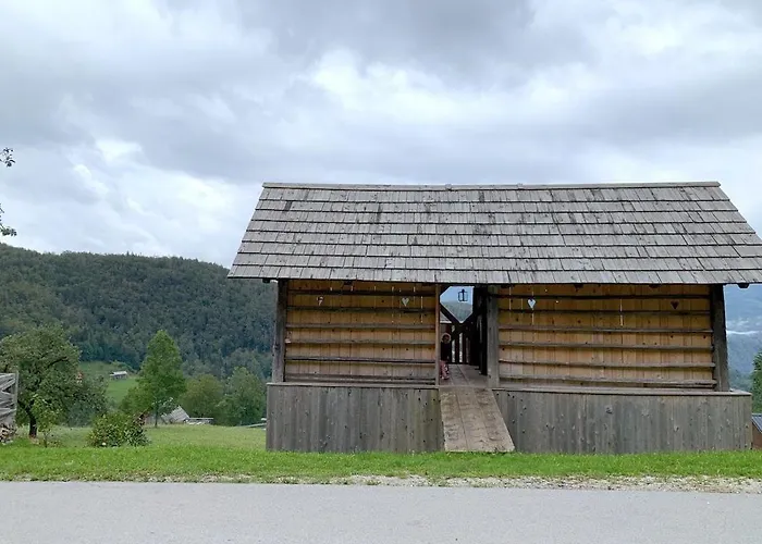 Dandelion House בית נופש Podjelje